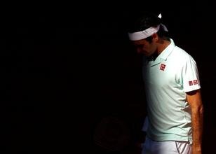 Federer, 2 maç puanından elendi!