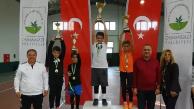 Osmangazi Tenis Kış Kupası Nefes Kesti