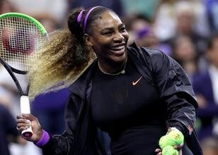 Serena Williams ve Djokovic üçüncü tura yükseldi