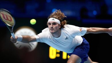 Tsitsipas ameliyat edildi