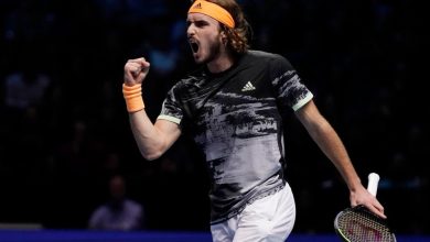 Tsitsipas, Roger Federer’i 2-0 yenerek finale yükseldi