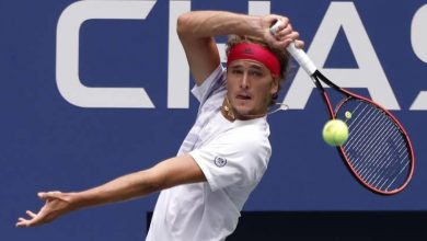 Zverev ve Kvitova üçüncü tıpta